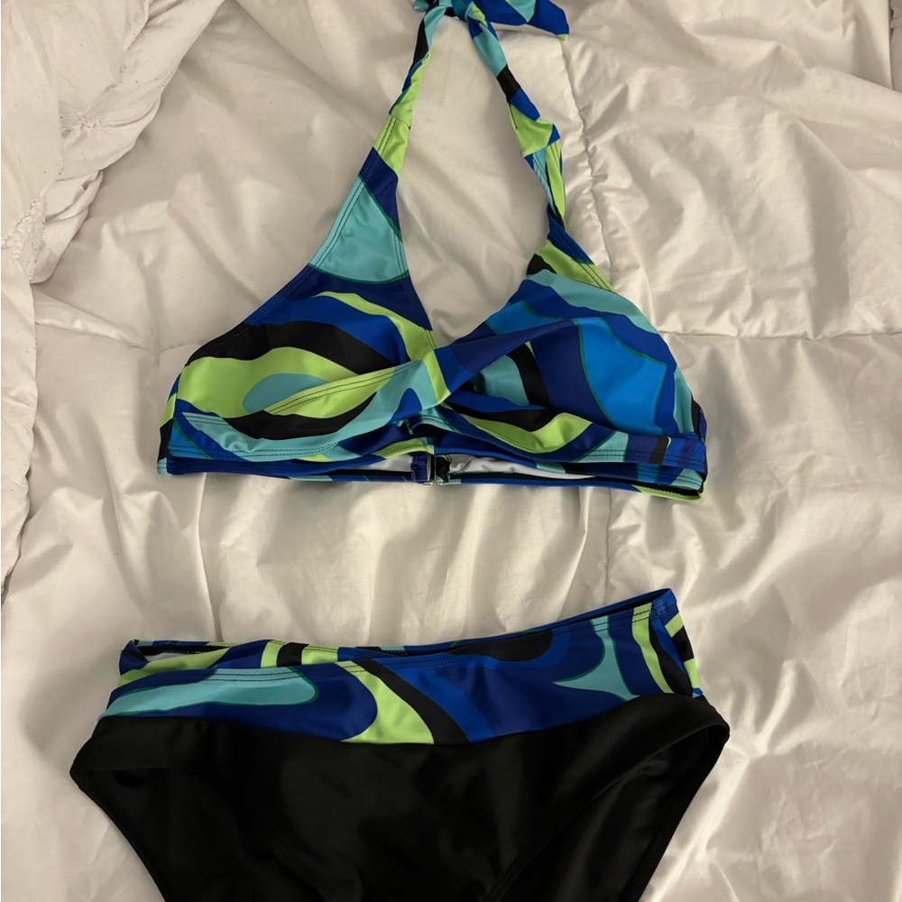 Size 8 bikini black, blue, and green bikini set